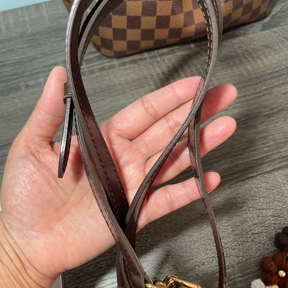 Authentic Louis Vuitton Sienna PM SOLD - Picture 3 of 11